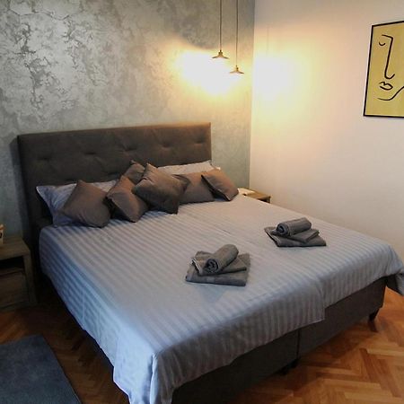 Apartman Stella Veruda Apartment Pula Exterior photo